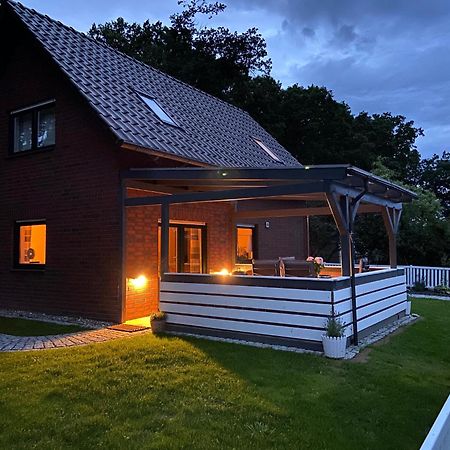 Strandhaus Mathea - Ruhige Lage Direkt Am Fleesensee - Parkplatz, Kamin, Sauna - Familienfreundlich Unter Göhren Exteriér fotografie